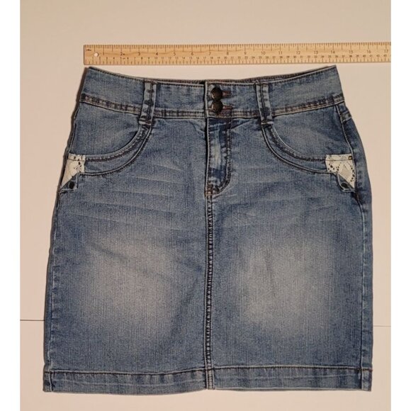 Denver Hayes Women's Denim Mini Skirt Size 4 Four Pockets - Picture 3 of 8